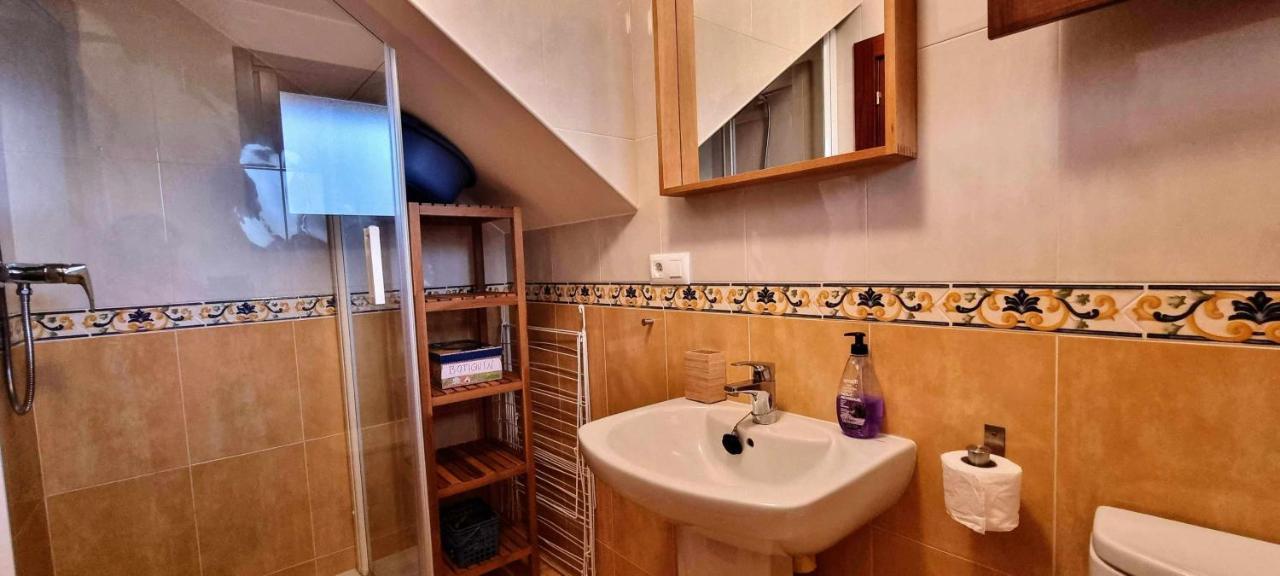 Vivienda Vacacional Villa Maruja 安德里恩 外观 照片