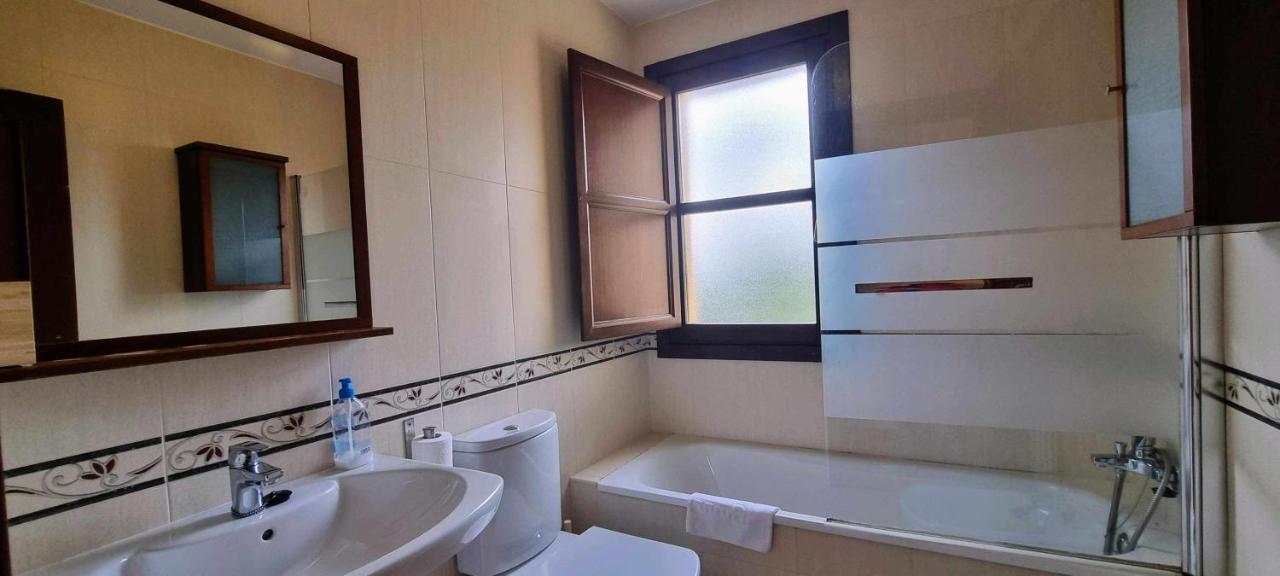 Vivienda Vacacional Villa Maruja 安德里恩 外观 照片